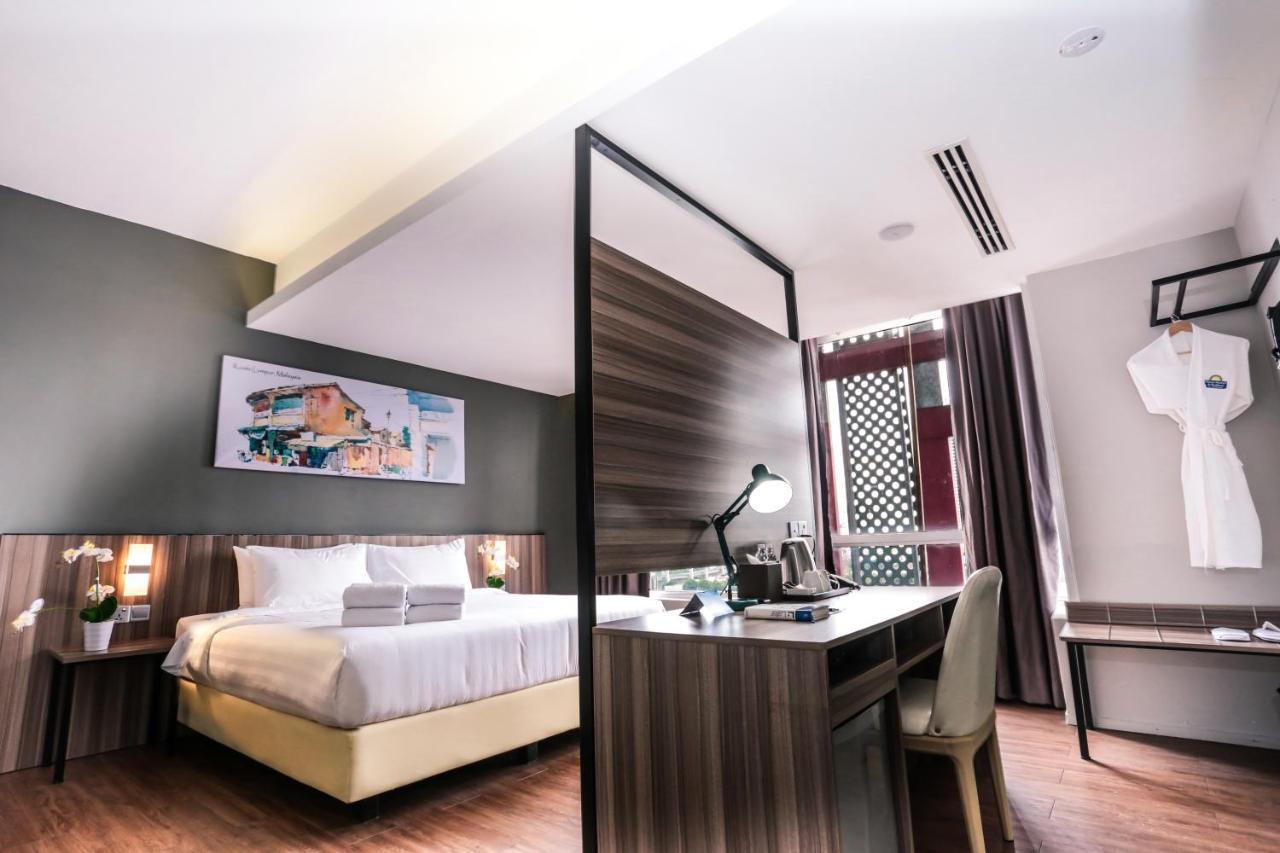Days & By Wyndham Kl - Chan Sow Lin Mrt Or Lrt 4* Kuala Lumpur