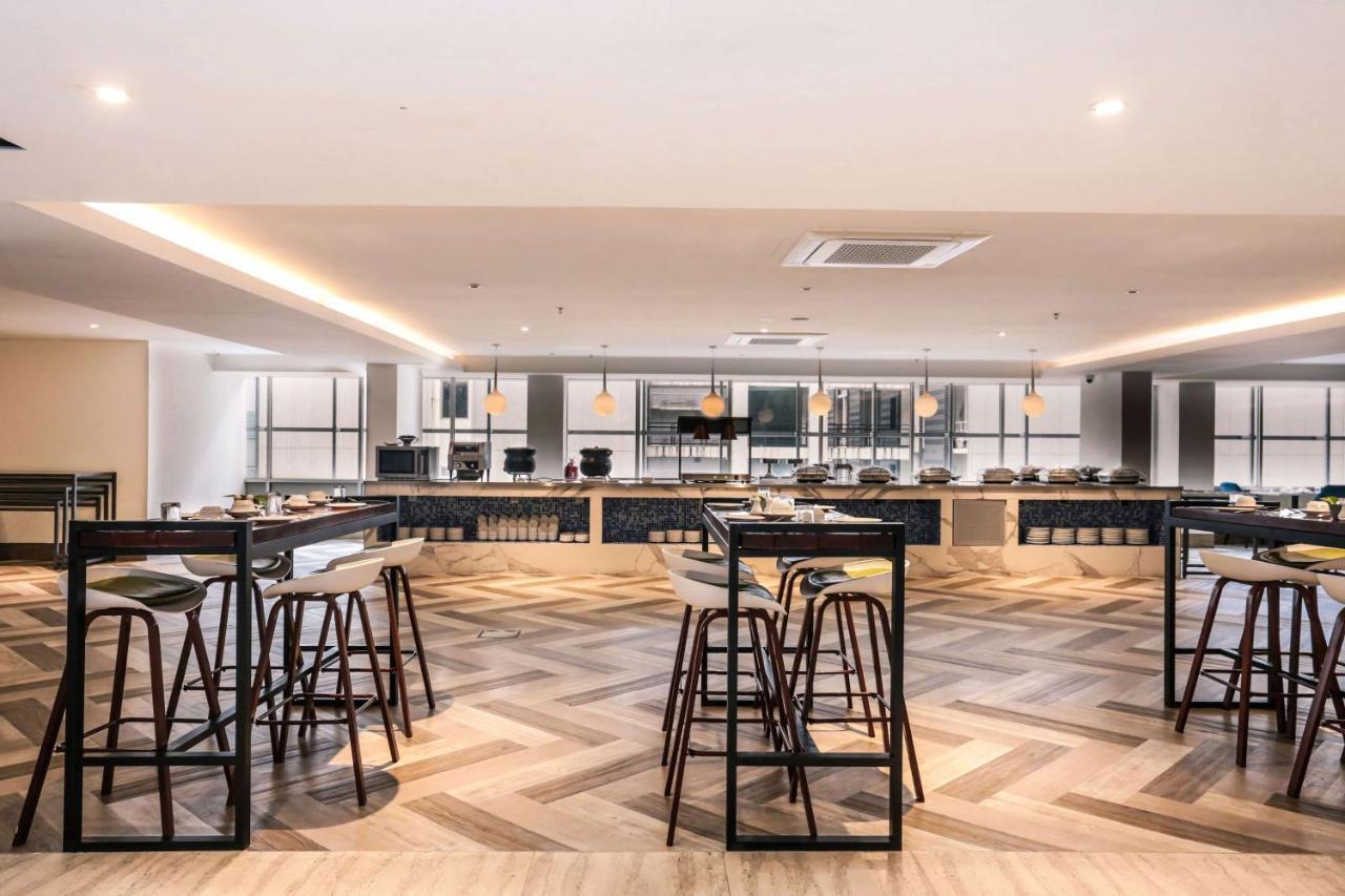 Days & By Wyndham Kl - Chan Sow Lin Mrt Or Lrt Hotel