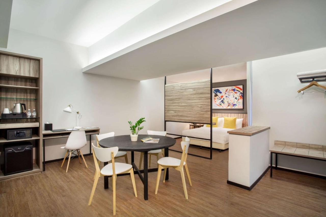 Days & By Wyndham Kl - Chan Sow Lin Mrt Or Lrt Hotel 4*