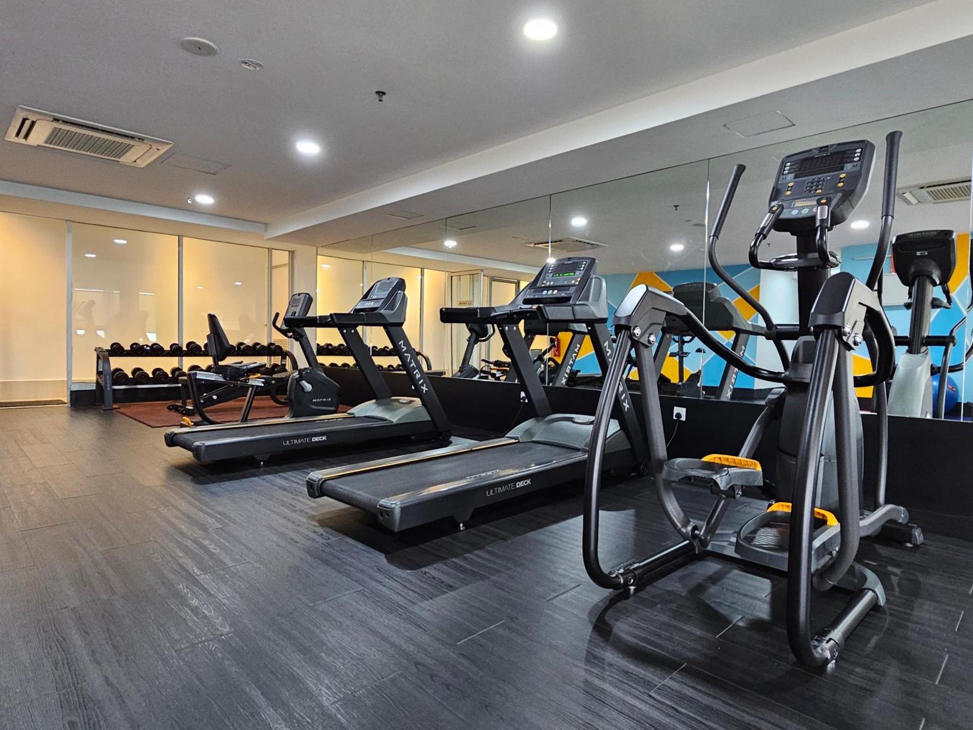 Hotel Days & By Wyndham Kl - Chan Sow Lin Mrt Or Lrt 4*